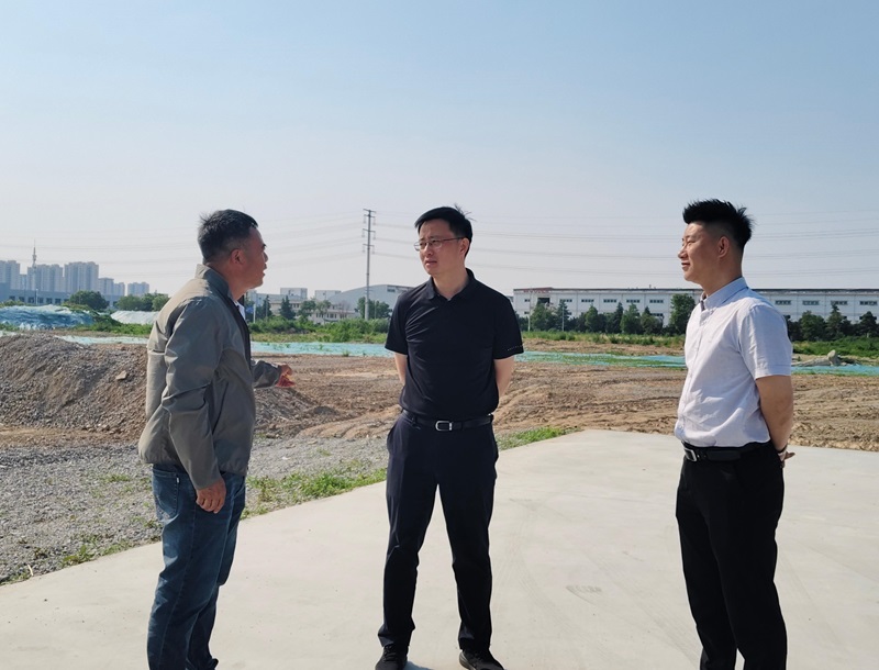 20250529徐總調(diào)研招商項目現(xiàn)場1.jpg